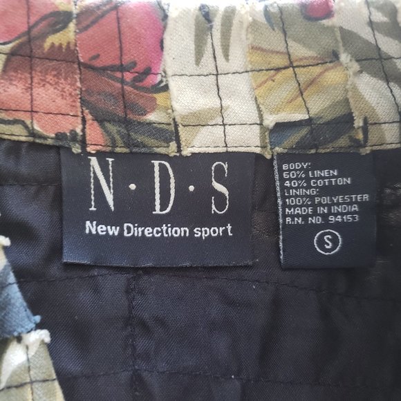 New Directions Sport Floral Cut Out Jacket - Picture 7 of 7